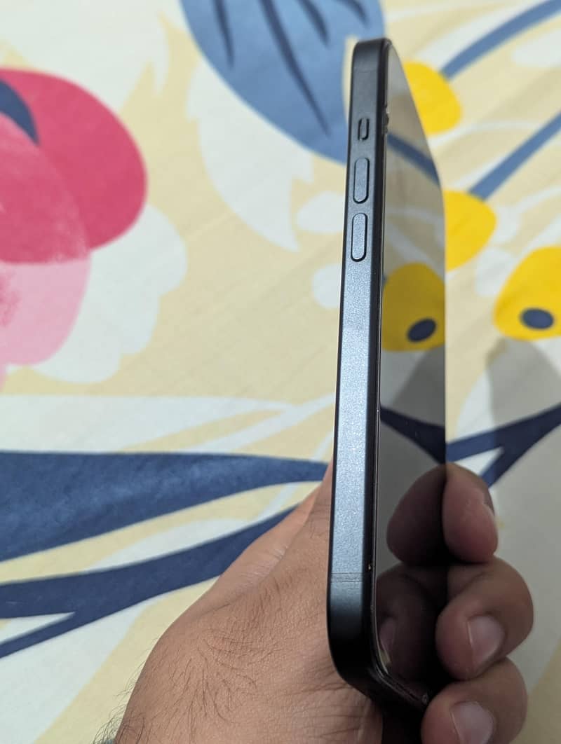 Apple iPhone 15 1