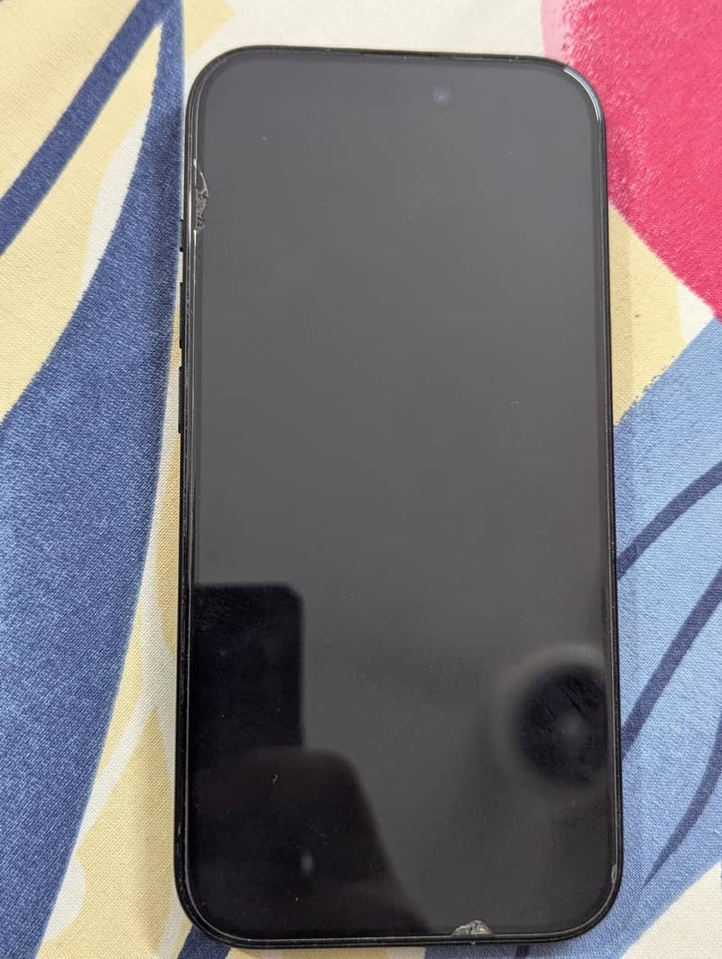 Apple iPhone 15 4