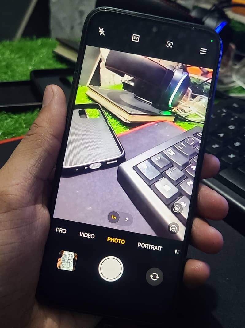 OPPO A6 8