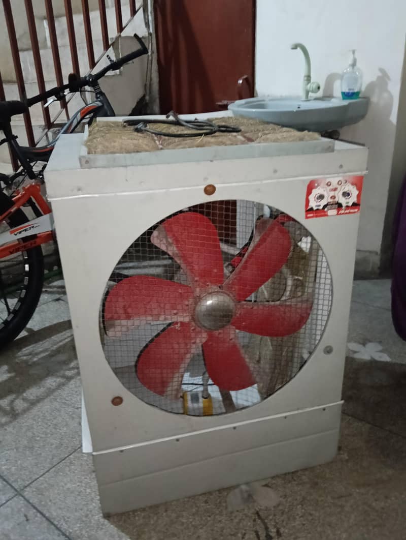 without stand and medium size 0