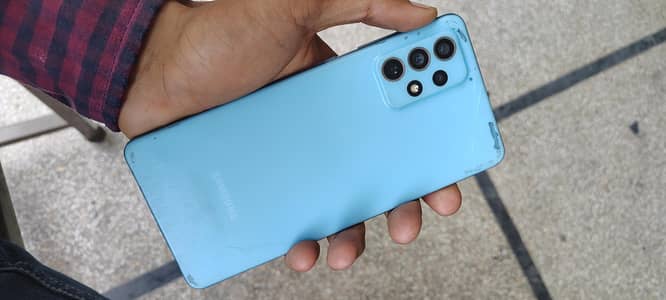 Samsung Mobile A72