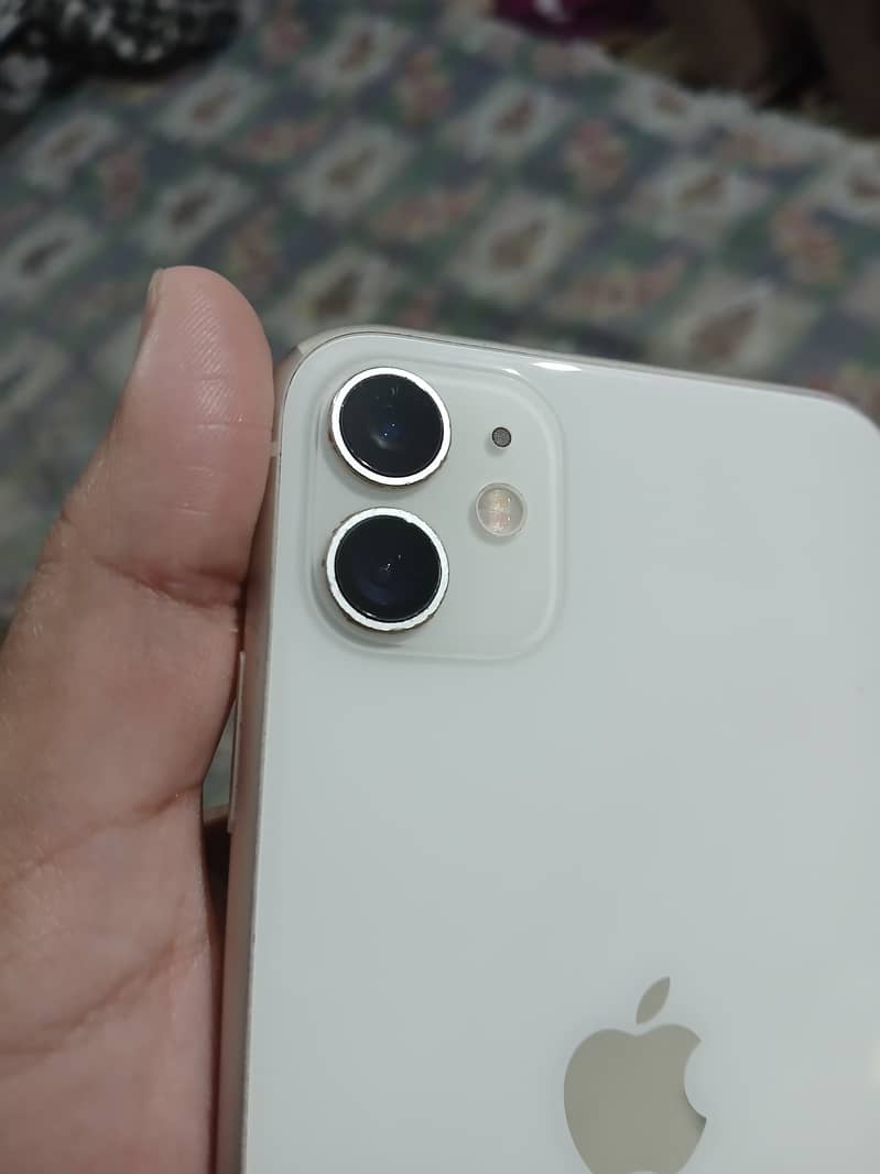 Apple iPhone 11 1