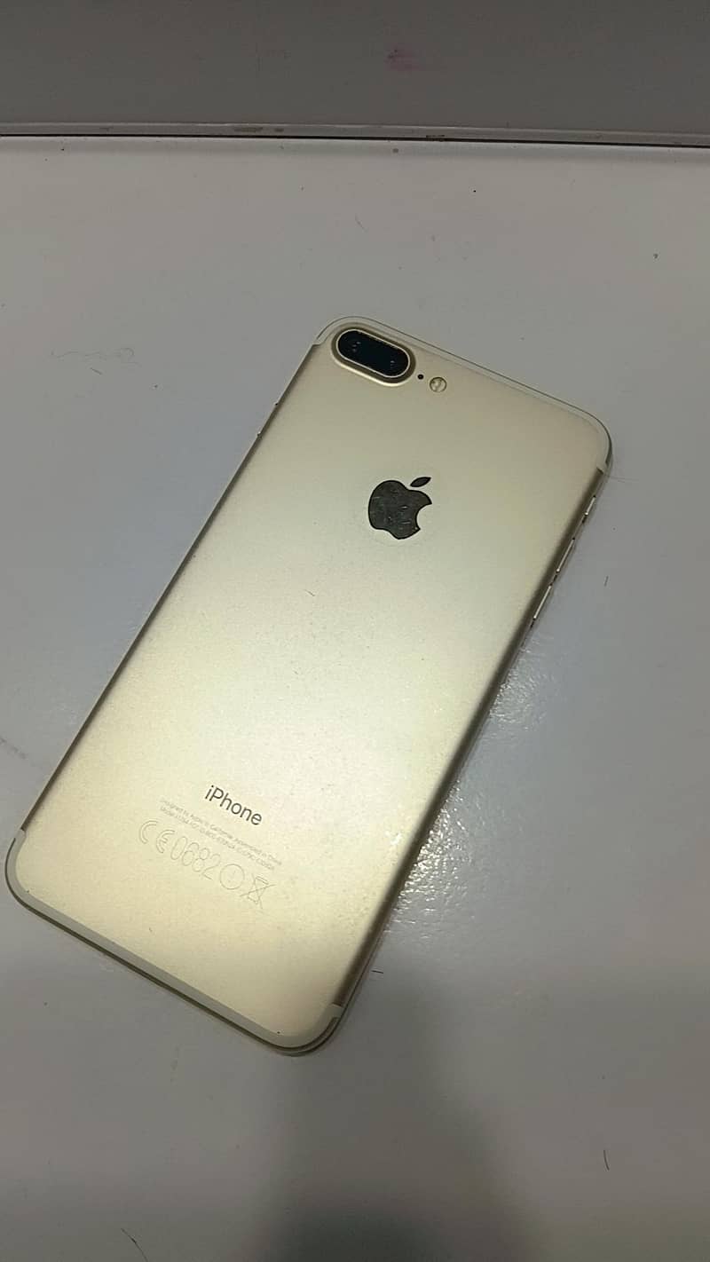 Apple iPhone 7 Plus 1