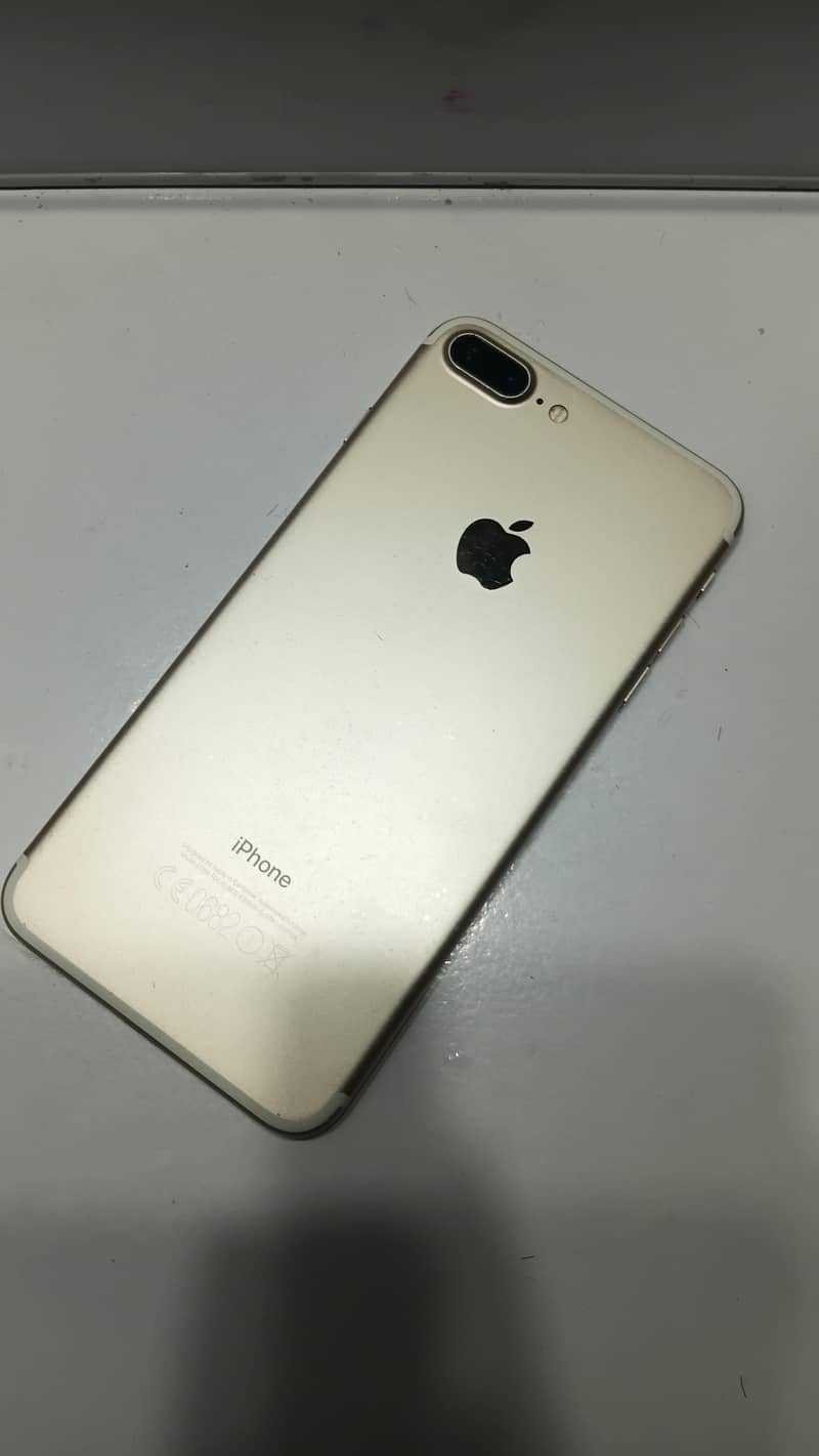 Apple iPhone 7 Plus 4