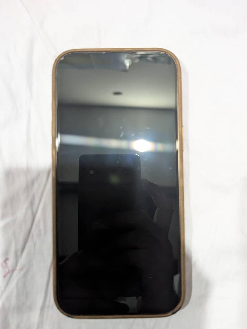 iPhone 16 Pro Max 5