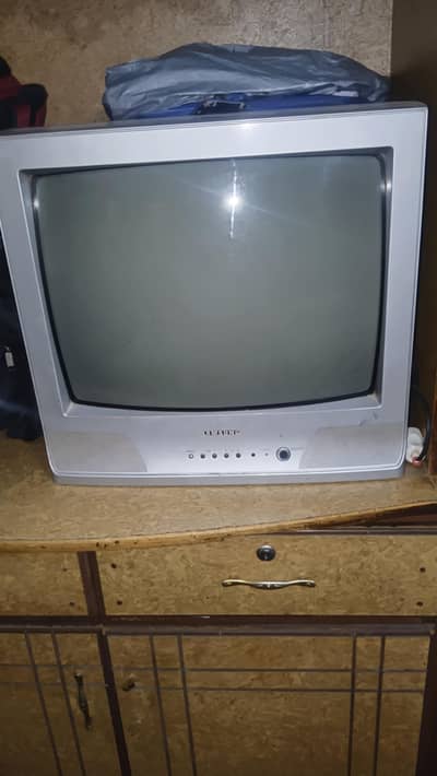 Samsung tv urgent for Sale