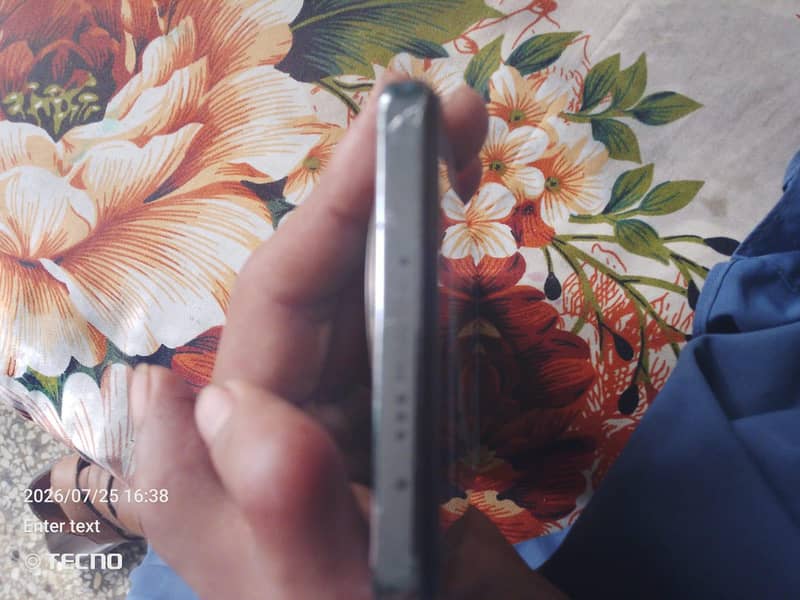 Tecno CAMON 30 5