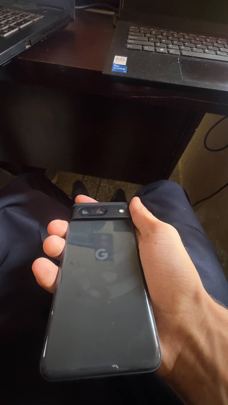 Google Pixel 8 5