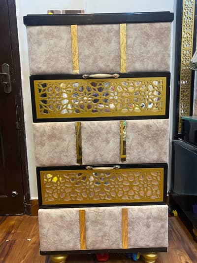 5 drawers chester