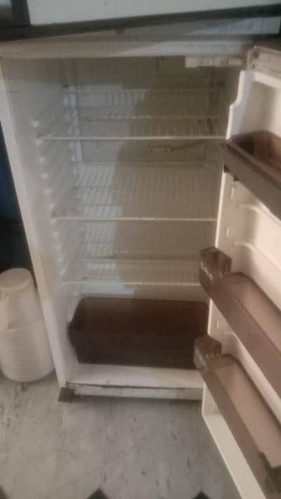 fast cooling Refrigerator