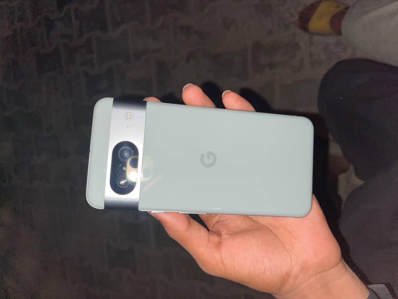 Google Pixel 8 0
