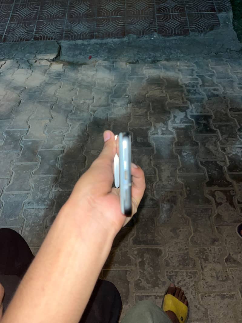 Google Pixel 8 1