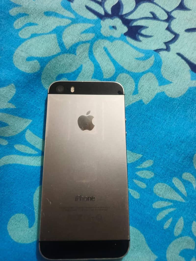 Apple iPhone 5s 2
