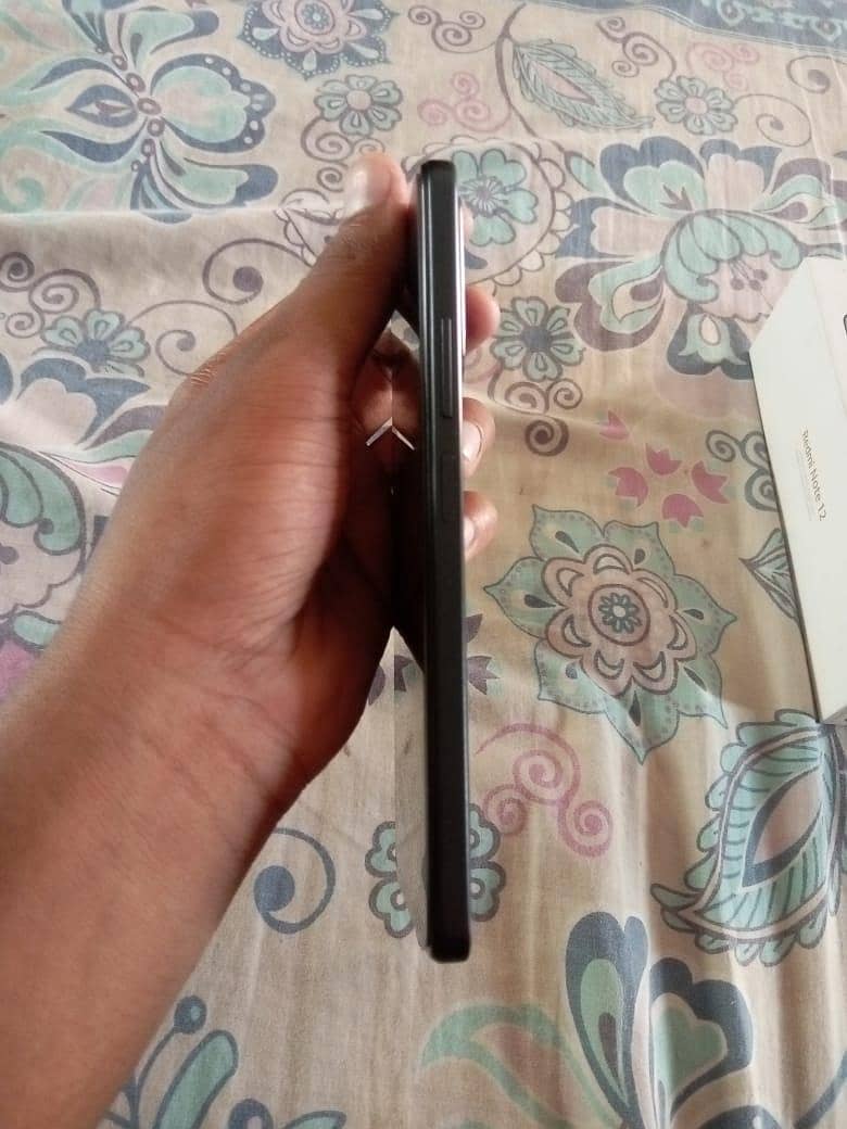 Xiaomi Redmi Note 12 2