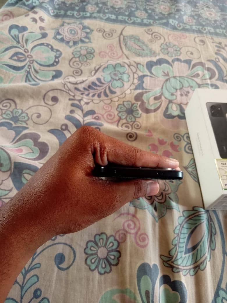 Xiaomi Redmi Note 12 4