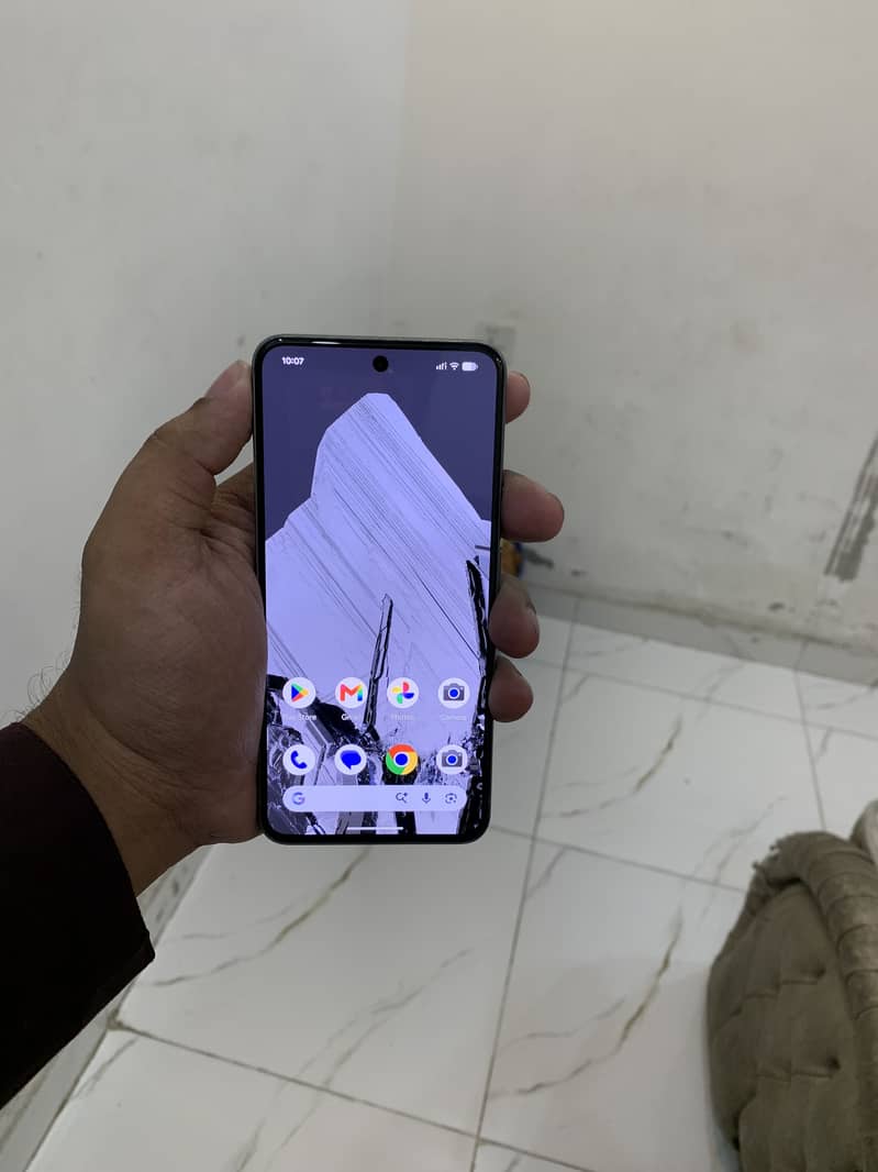 Google Pixel 8 1