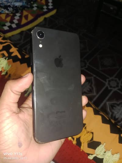 Apple iPhone XR