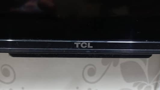 TCL led 55 inch bilkul new hy box k sath sirf ail choti si lion hy led