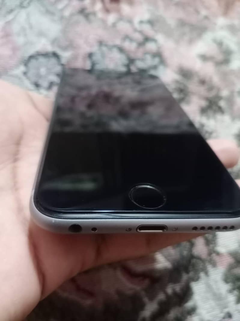 Apple iPhone 6S 3