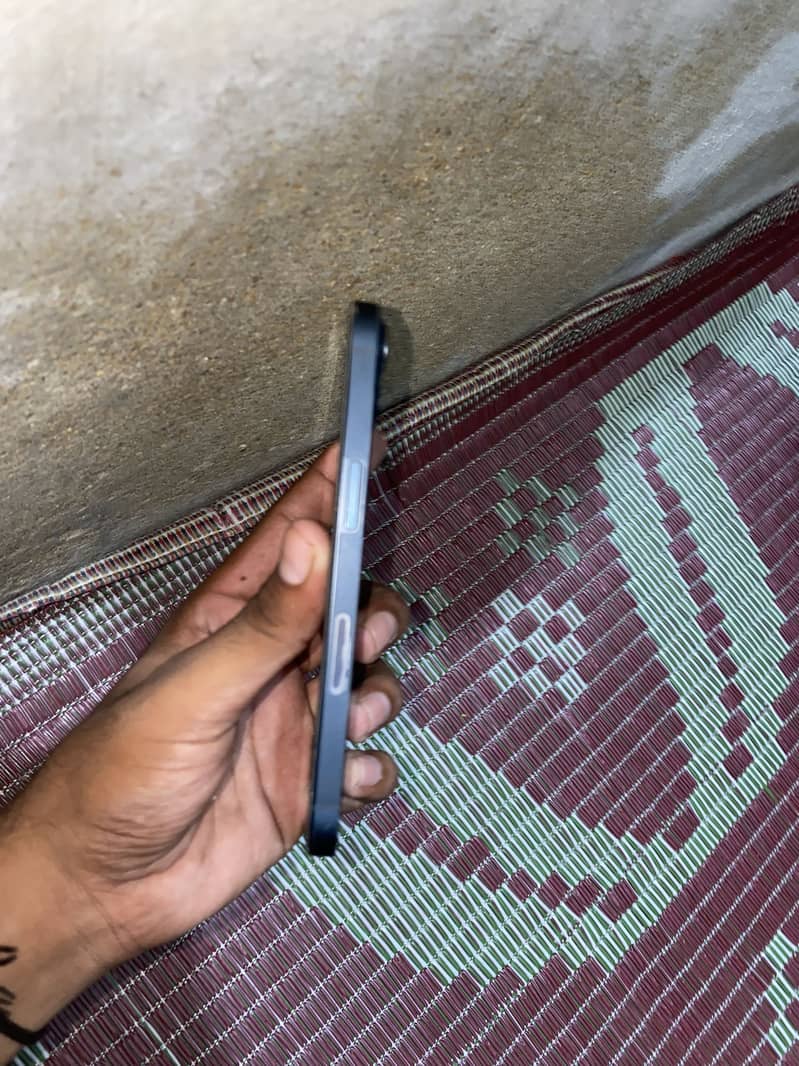 Iphone 13 2
