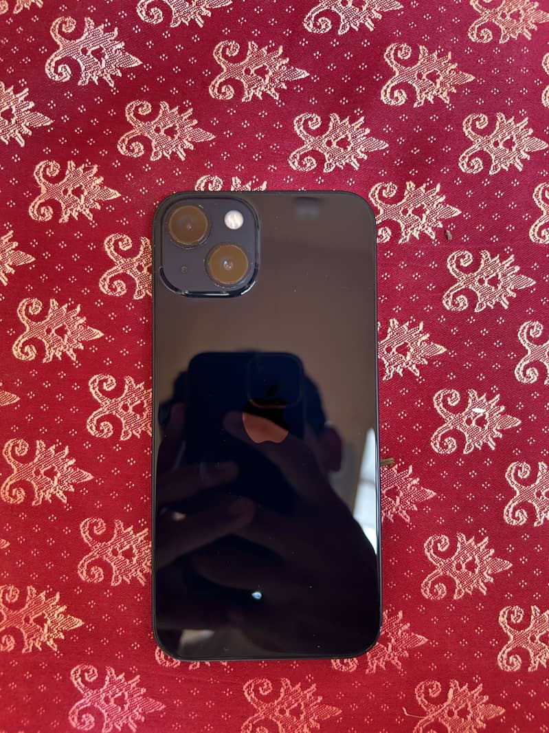 Apple iPhone 13 0