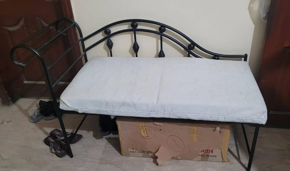 Iron bed set 1