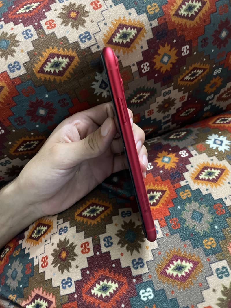 Apple iPhone 11 2