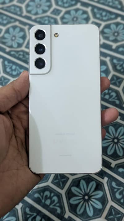 Samsung Mobile S22