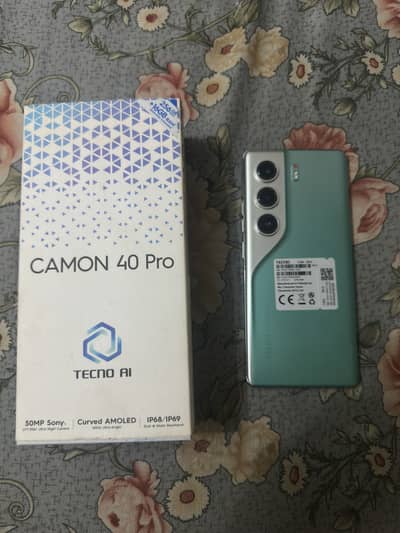 Tecno cammon 40 pro with box and cover new condition