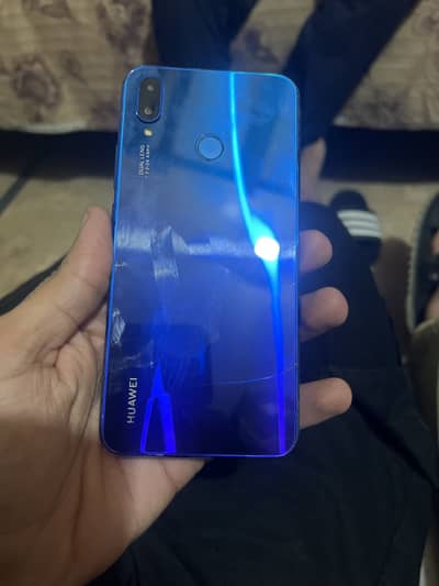 Huawei nova 3i