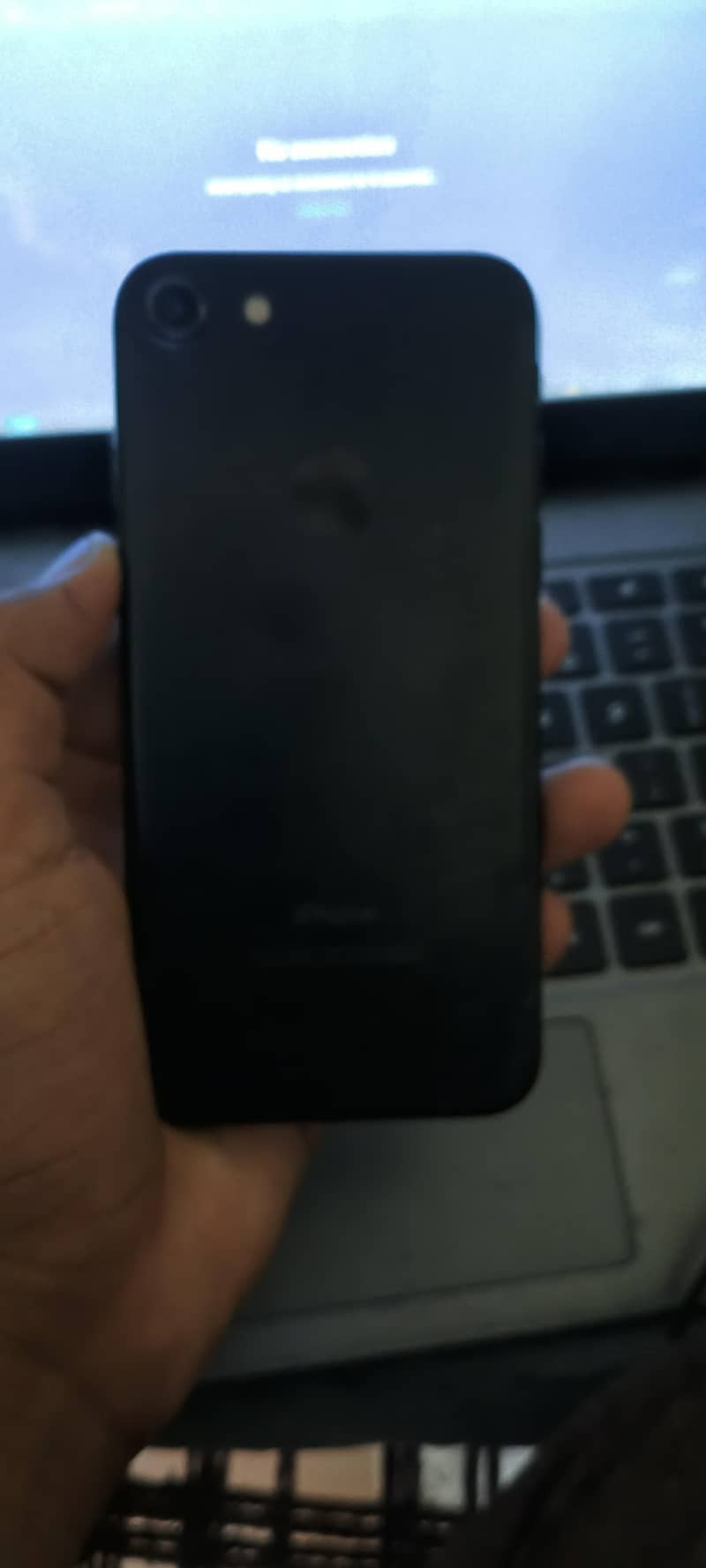 Apple iPhone 7 2