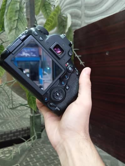canon 6d mark ii with 50mm