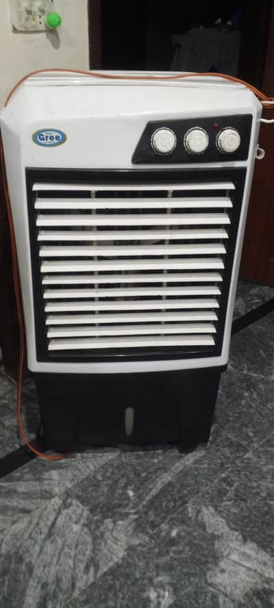 Air Cooler 12-V DC - Solar brand new good condition