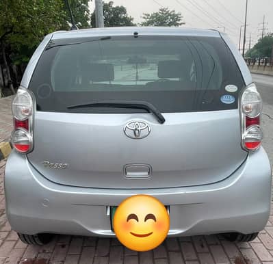 Toyota Passo 2011