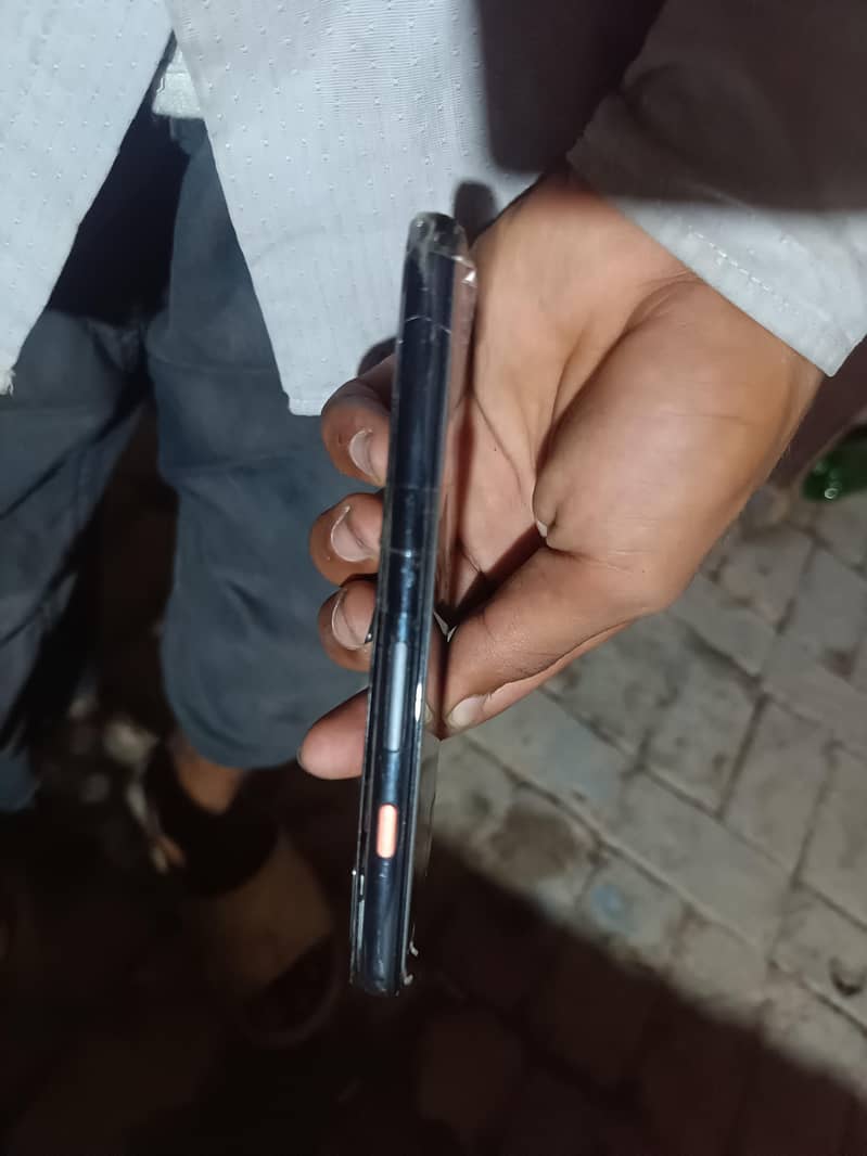 Google Pixel 4 3