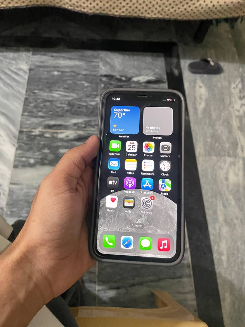 IPHONE XR 0