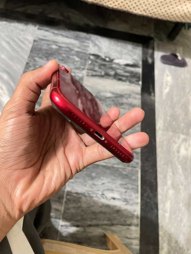 IPHONE XR 3