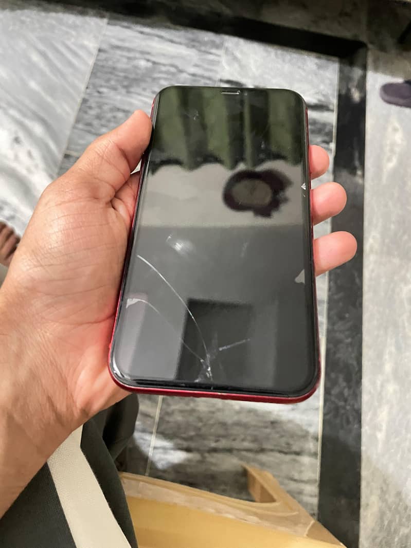 IPHONE XR 5