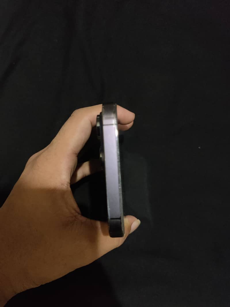 Iphone 14 pro max 3