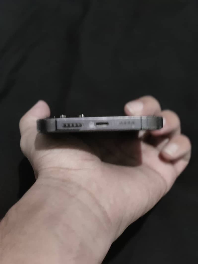 Iphone 14 pro max 5
