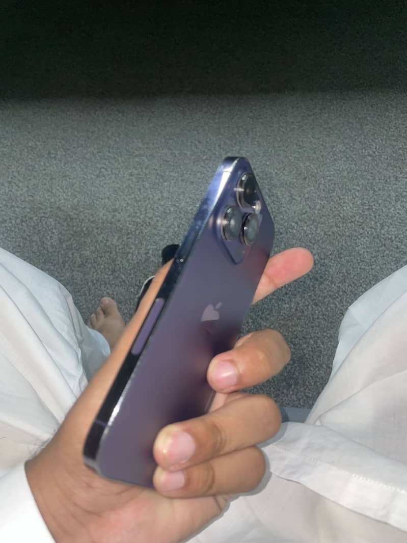 Iphone 14pro 4