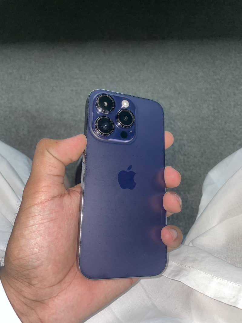 Iphone 14pro 6