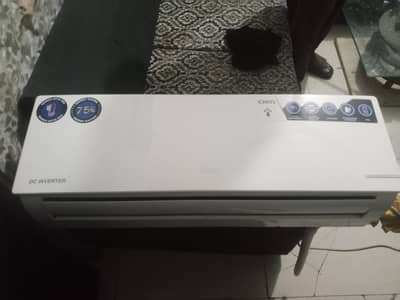 Chaiq Dc inverter 1 season use Good condition warrenty card nhi hn