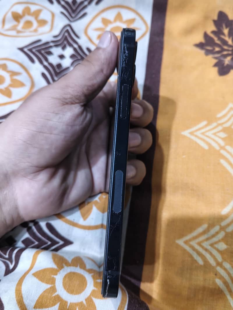 Apple iPhone 12 2