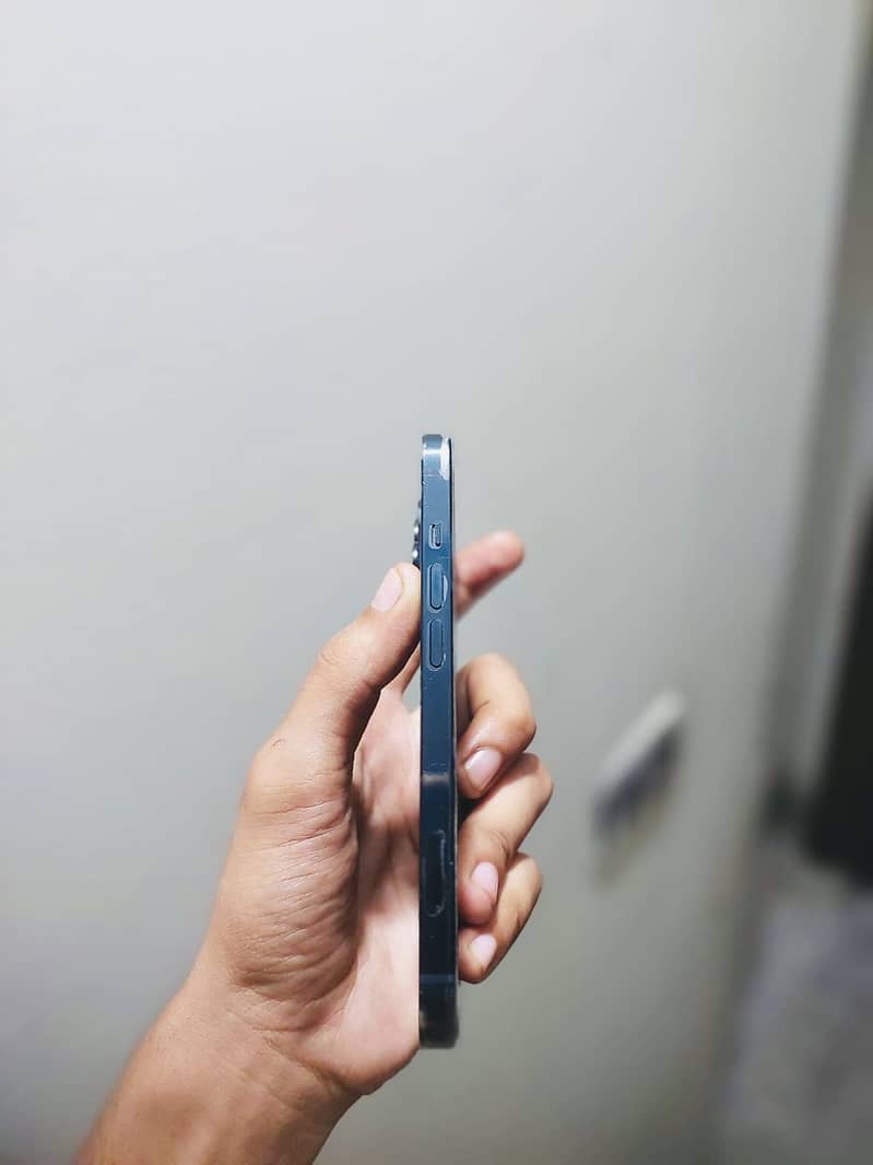 IPHONE 14 4