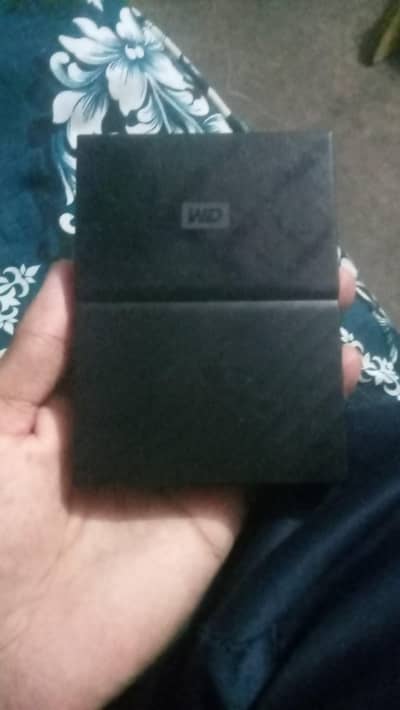 Bilkul Fresh Condition 10 / 10 Hard drive 1 TB