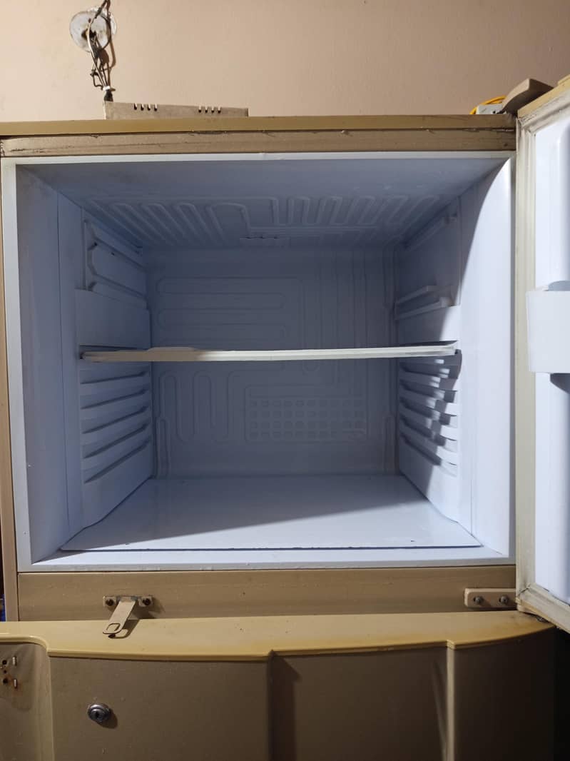 Pel fridge 6