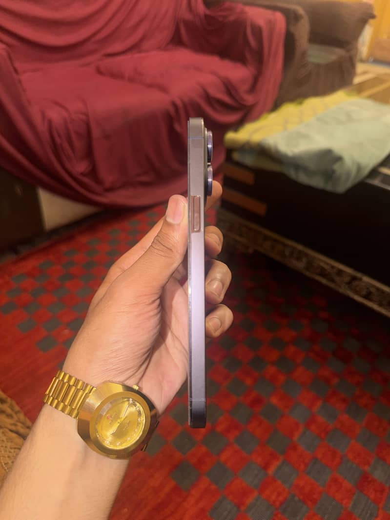 iphone 14 pro max 4