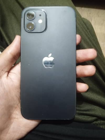 Apple iPhone 12