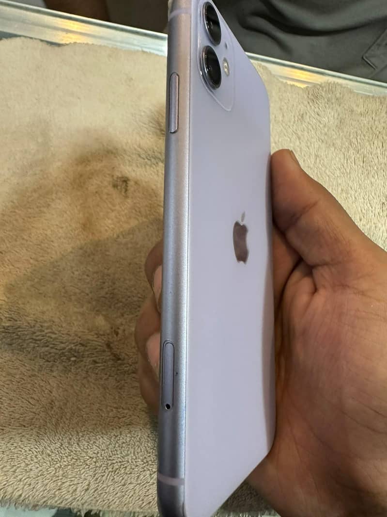 Apple iPhone 11 2
